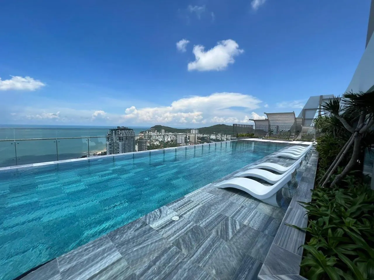 Su House - Apartment Condotel The Song 头顿